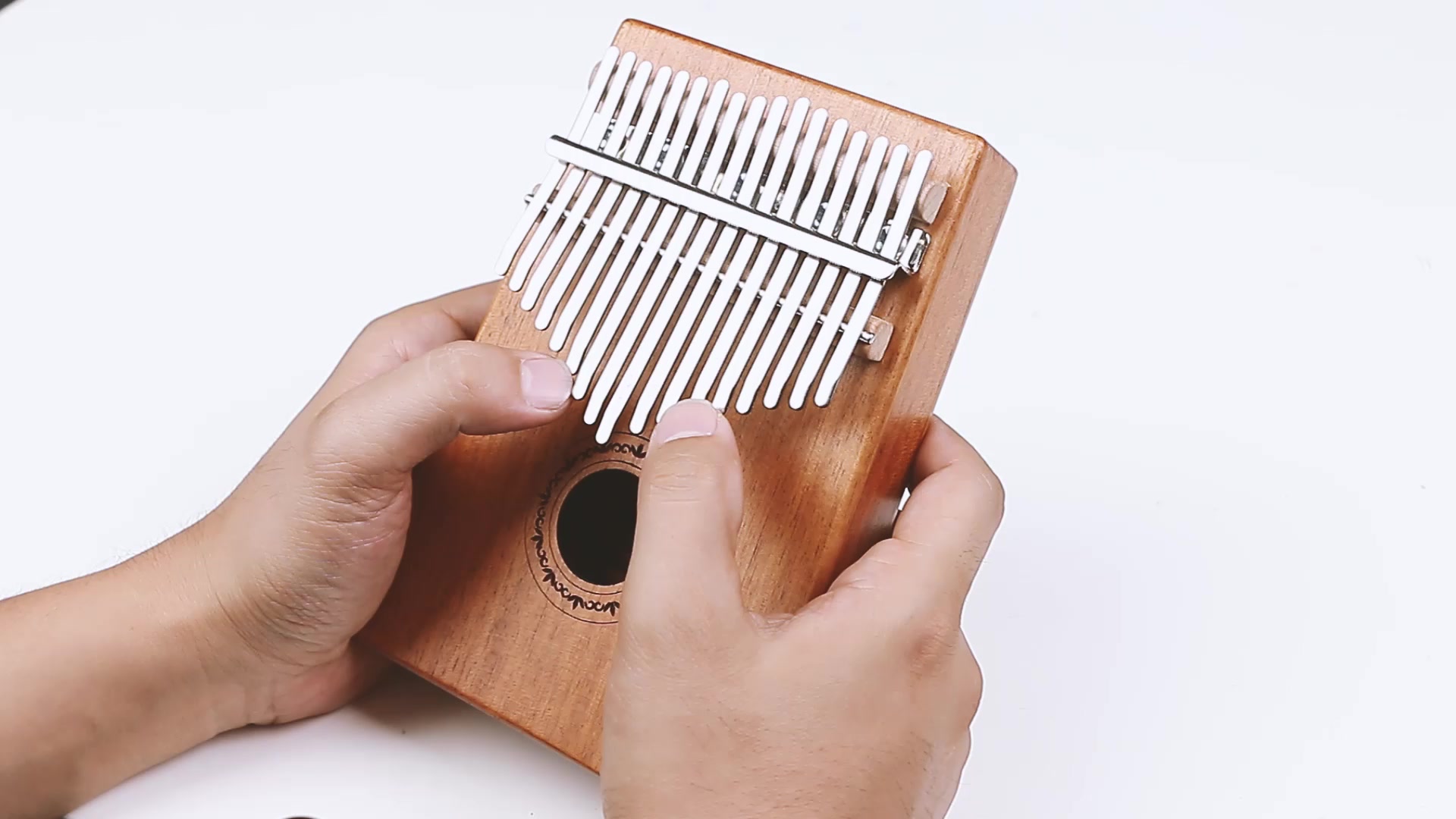 美德威拇指琴卡林巴琴桃花芯木单板17键非洲手指琴kalimba17音箱手拨
